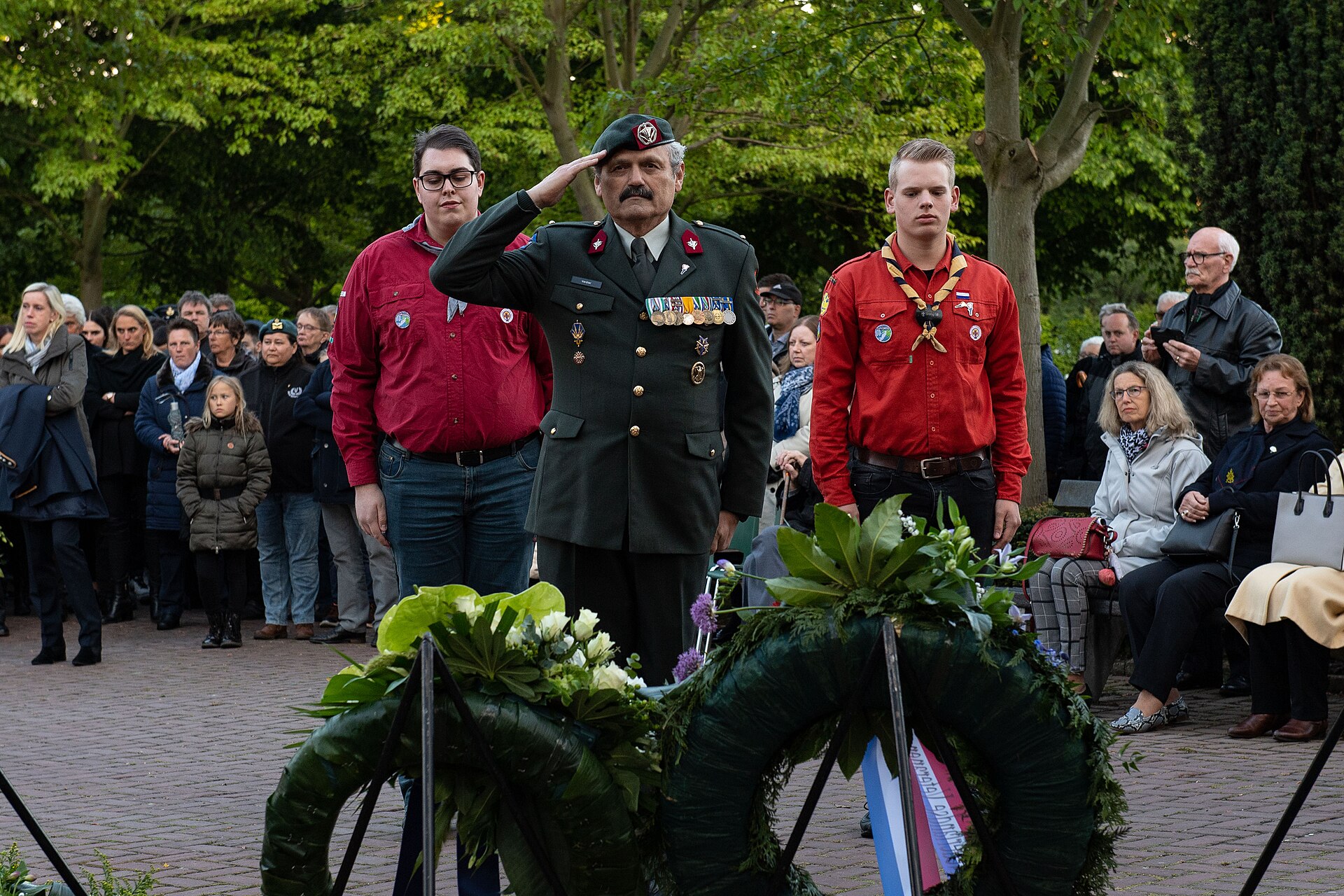 Why Eight O’Clock on the 4th of May Stops the Whole of the Netherlands